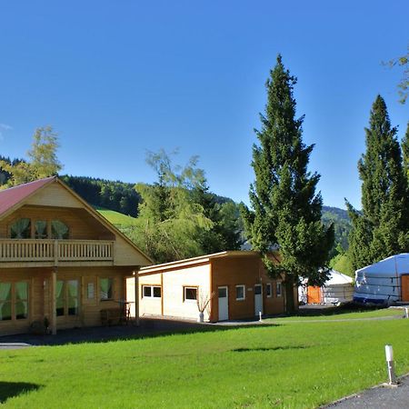 Villa Donkey Chalet Degersheim 외부 사진